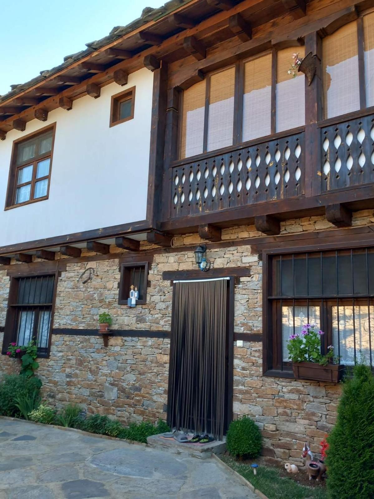 Тодорината Къща Hotel Leshten Luaran gambar